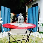Ferienhaus Maison De Pecheur Les Pieds Dans L'eau Et Son Cabanon Sète