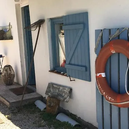 Maison De Pecheur Les Pieds Dans L'eau Et Son Cabanon Casa vacanze Sète