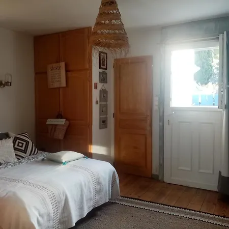Maison De Pecheur Les Pieds Dans L'eau Et Son Cabanon Ferienhaus *